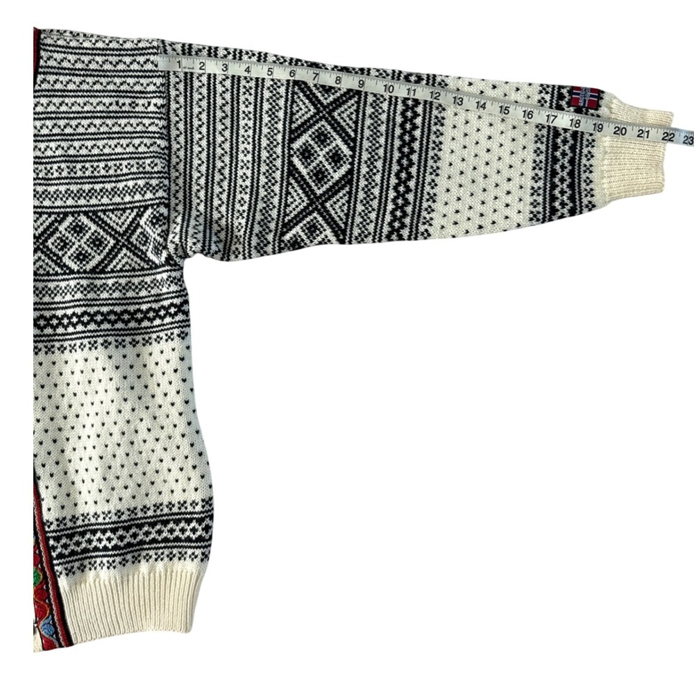 Arctic Circle 66°33'N Cardigan Women M White Black Wool Unisex Nordic Clasps NEW - Picture 5 of 9
